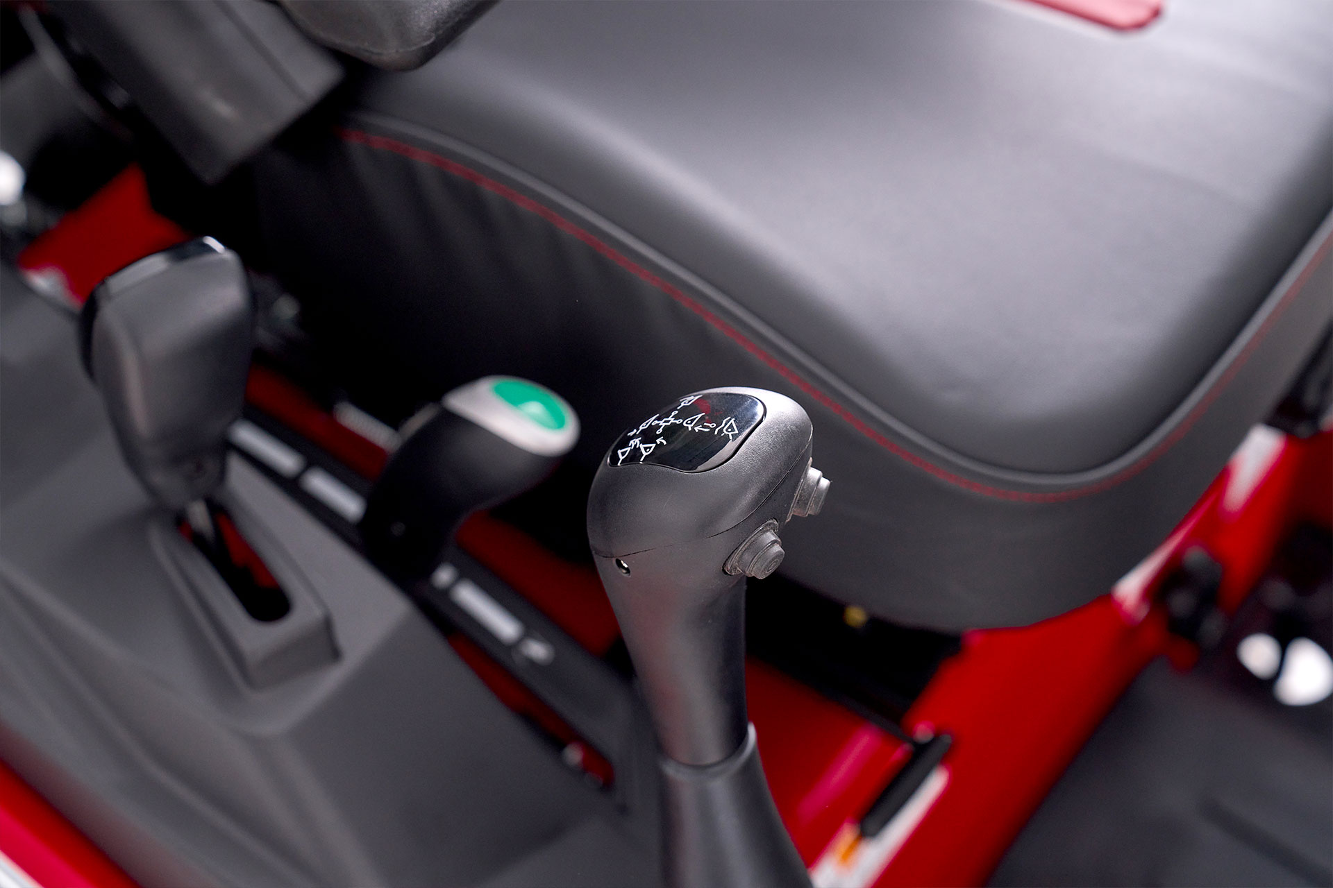 T2025P_USP_8_Standard2Button_v1.jpg