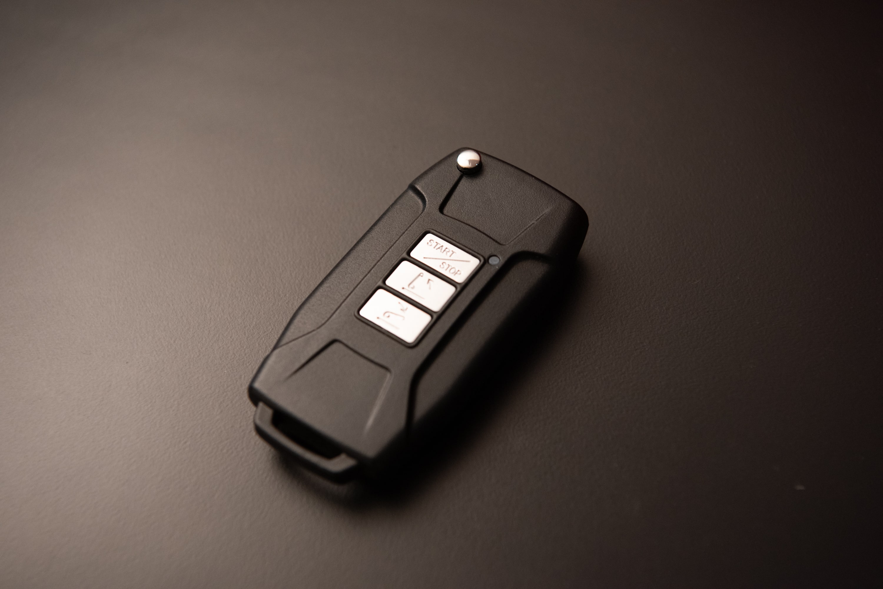 T130 USP8 Smartkey With Remote Start And Control Functions Optimized