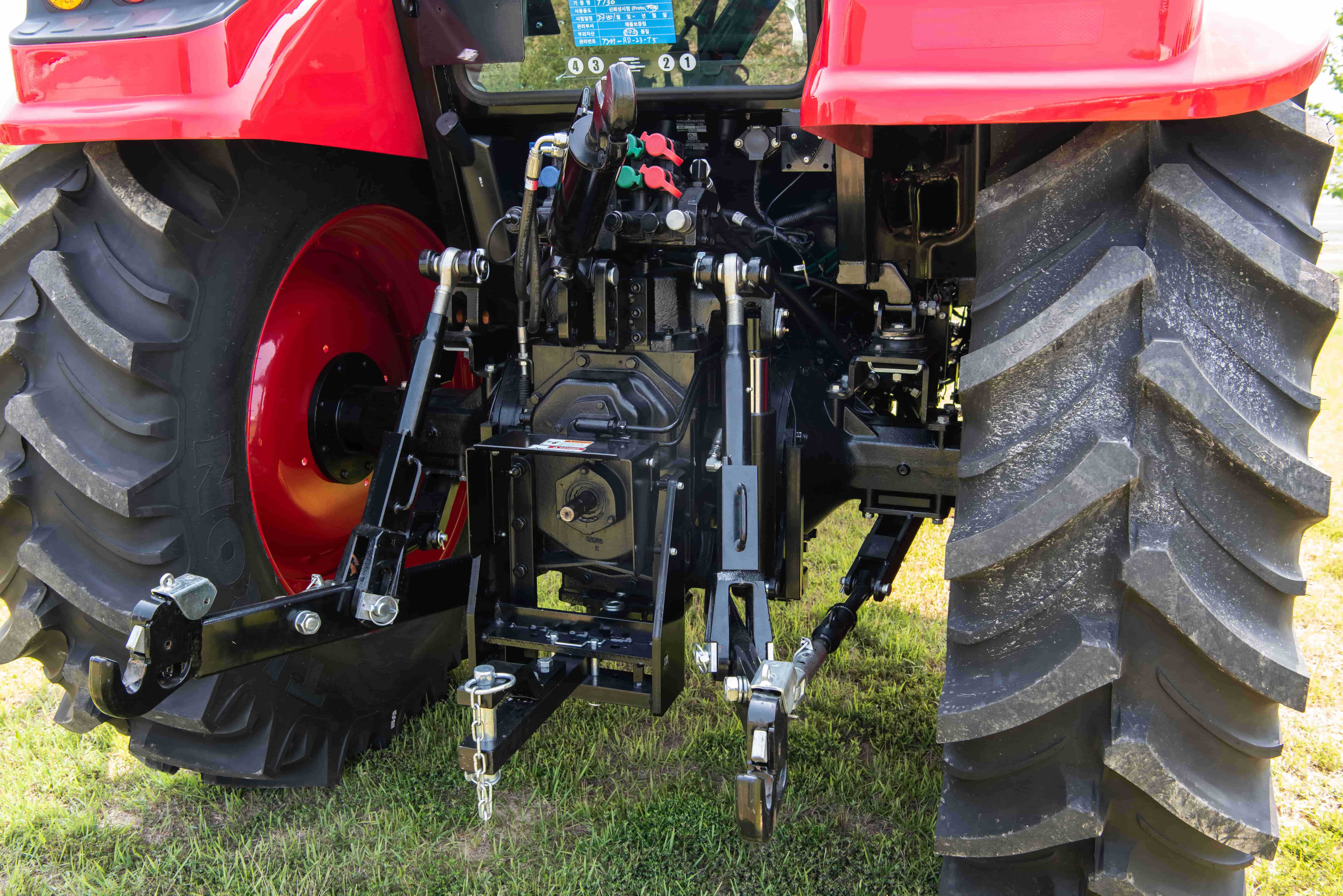 T130 USP5 High Capacity 3 Point Hitch Optimized